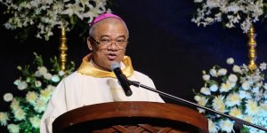 Bishop Alminaza kay Ka Eric;  “I will continue to kneel, pray, and advocate for justice”