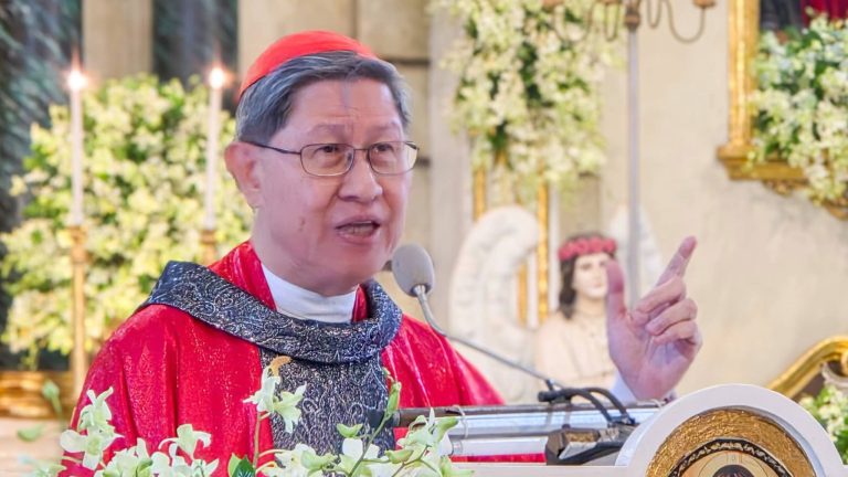 Huwag umasa sa fake news, pera at kapangyarihan, babala ni Cardinal Tagle