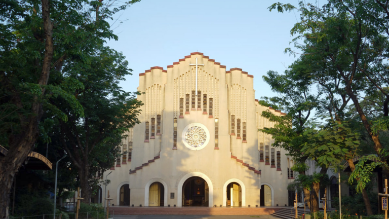 Pamunuan ng Baclaran Church, nilinaw na walang nangyaring barilan sa simbahan