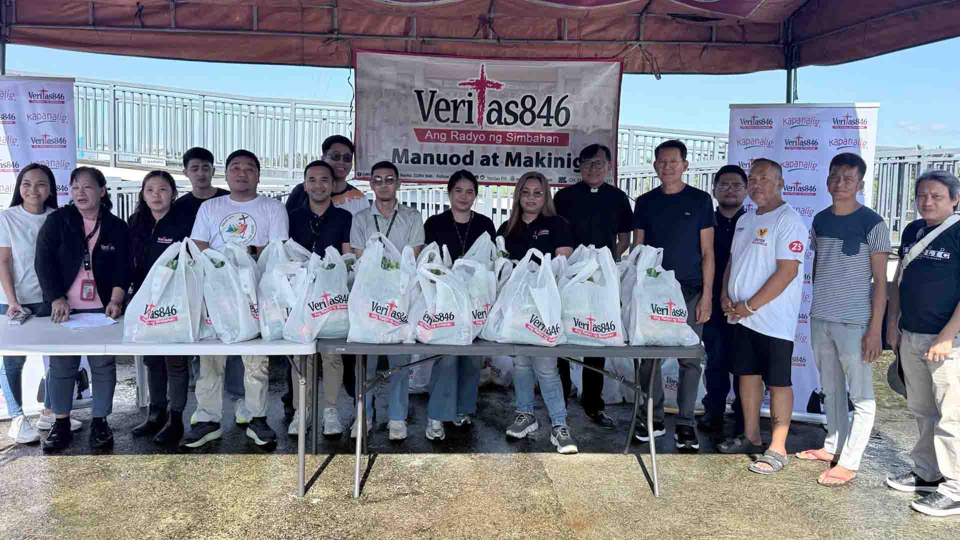 Radyo Veritas, namahagi ng tulong sa mga binahang residente ng Meycuayan, Bulacan