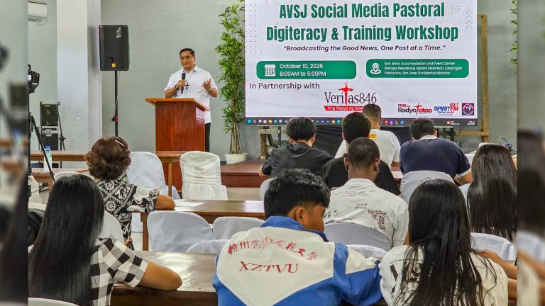Social communicators, hinimok ni Bishop Tagura na maging saksi ng salita ng Diyos